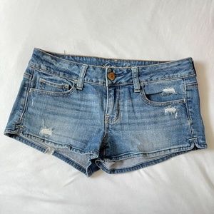 AE Low Rise Medium Wash Stretch Denim Shorts